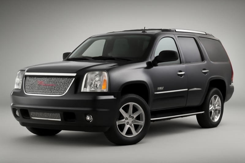 2010 GMC Yukon Denali windshield replacement in Santa Monica, CA
