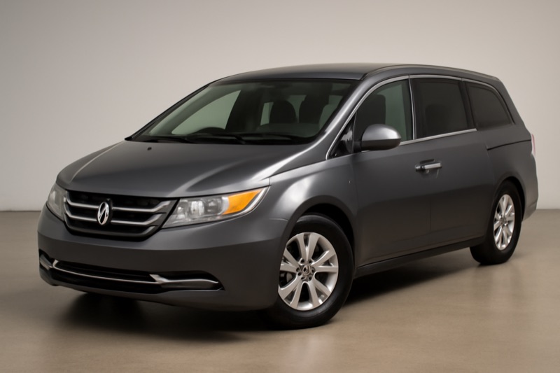 2015 Honda Odyssey windshield replacement in Santa Monica, CA