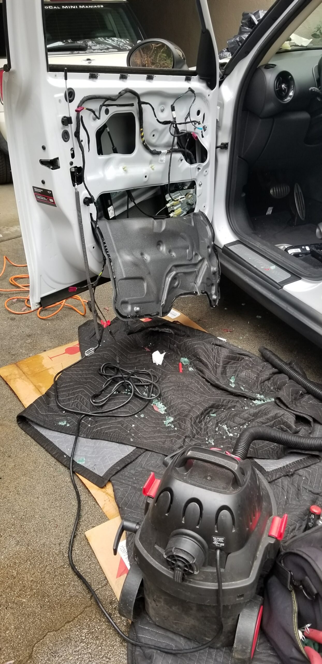 Side window replacement service Santa Monica